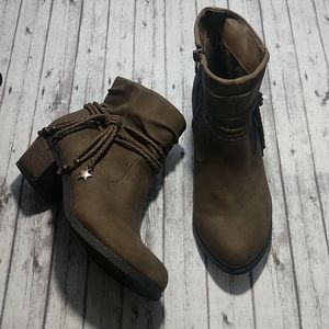 wonder nation Brown Ankle Boots